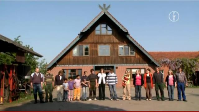 Verleihmedium Familie früher und heute Vorschaubild